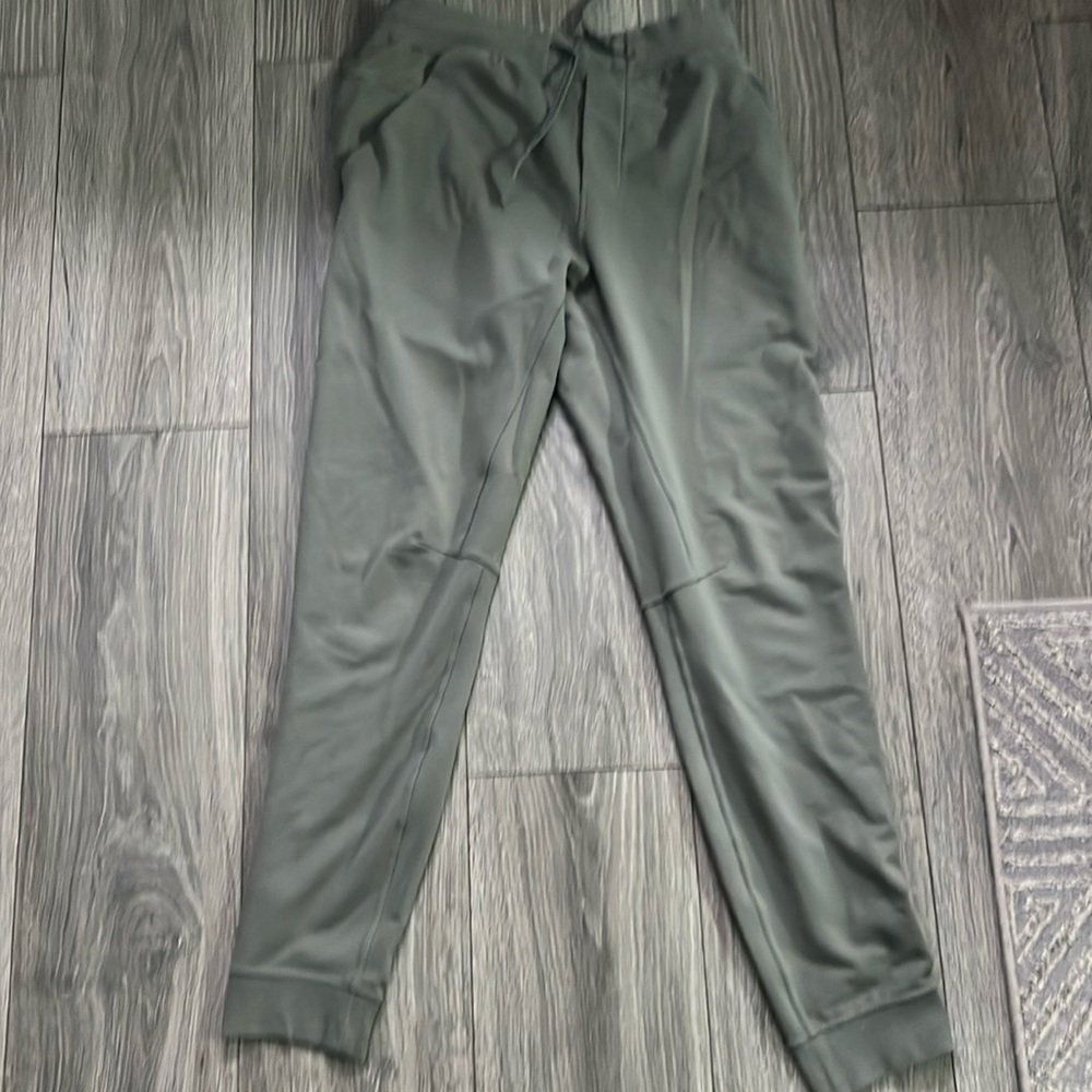 Lululemon joggers
